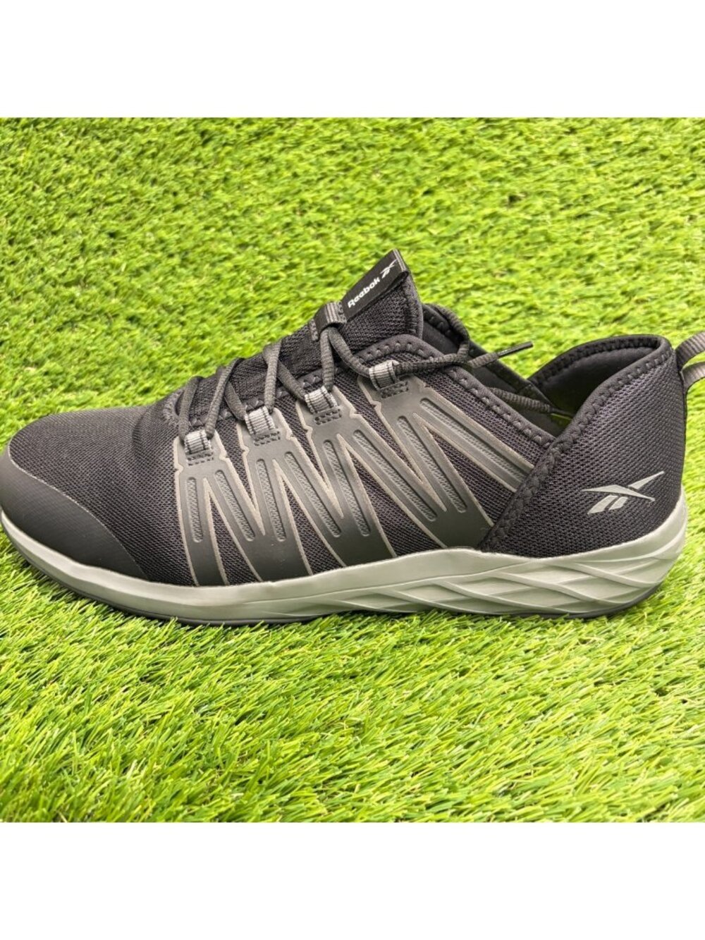 Reebok Astroride Mens Size 11.5 4E Black Steel Toe Safety‎ Work Shoes Sneakers